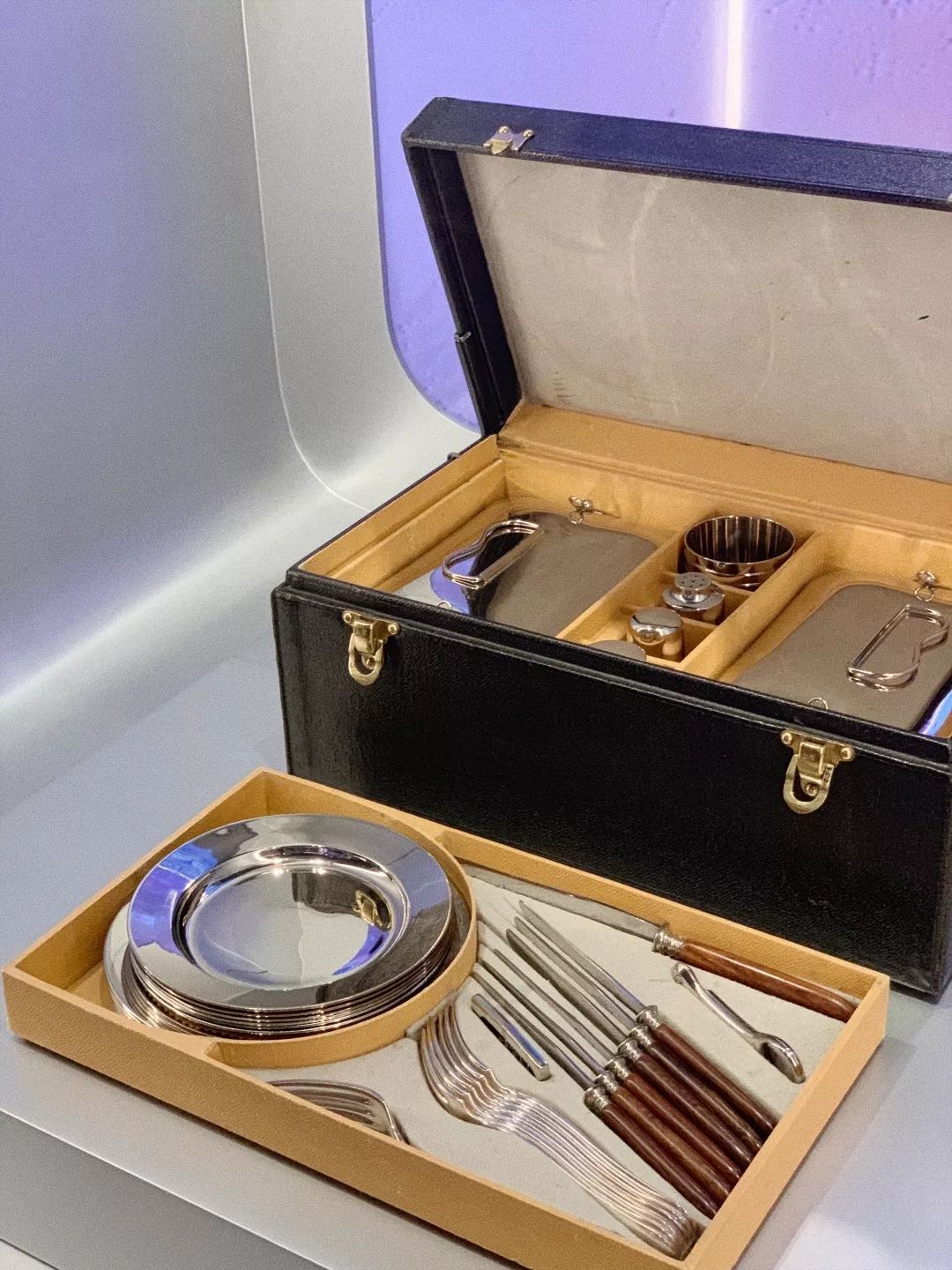 成都看展｜LV竟然出过这么多千奇百怪的箱子