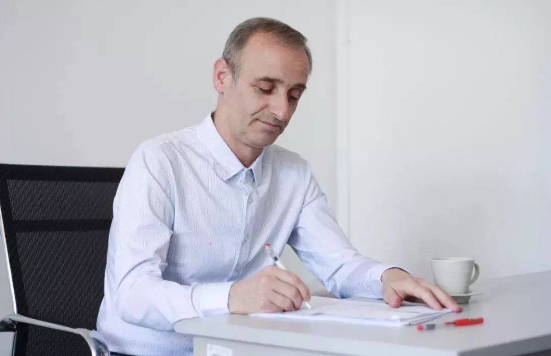 很棒的外教,非常有趣又可爱的外教