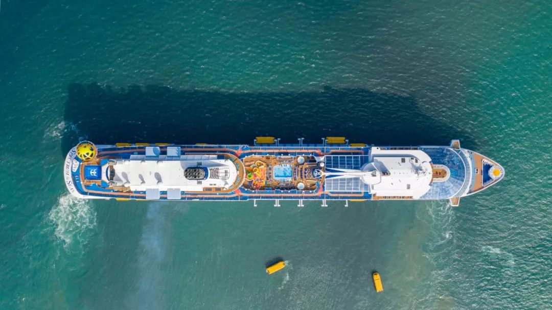 亚洲最大号游轮,亚洲最豪华游轮经过太平洋