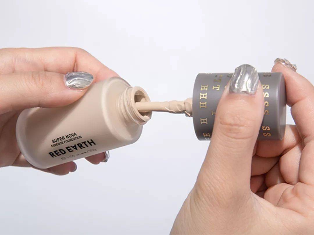 麻范儿好物|底妆、养护一体的澳洲粉底液,含有珍贵植物精华,用完皮肤白皙透亮,不脱妆