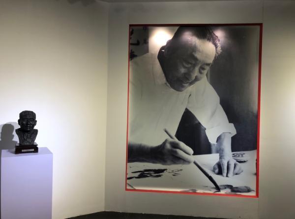 当代画家钱君陶简介,钱君匋的艺术成就