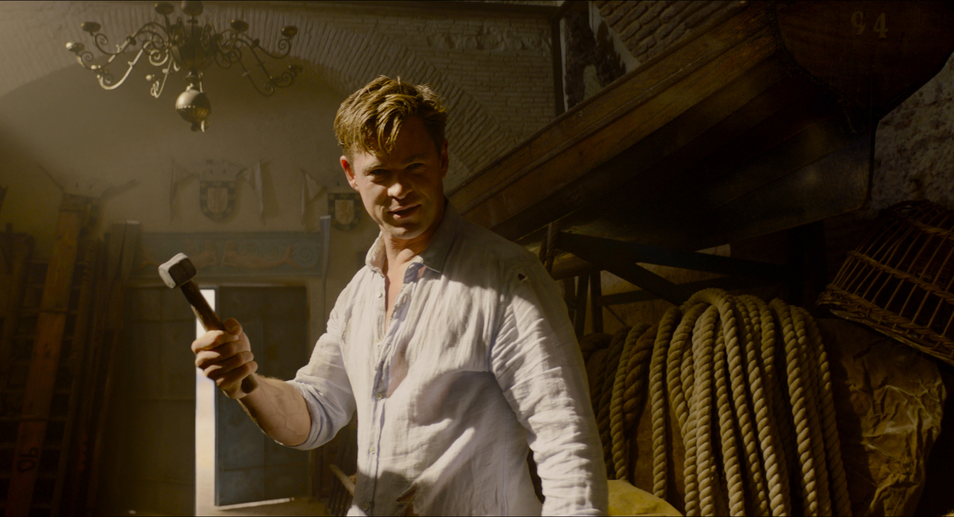 雷神拿起暴风战斧的爆发时刻,雷神霸气登场镜头