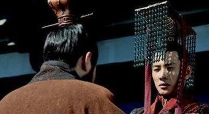 汉献帝的生活到底是什么样的真的只是个傀儡吗?