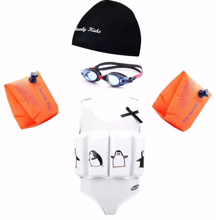 游泳儿童初学者应该准备哪种泳衣,初学游泳穿什么泳衣比较好儿童