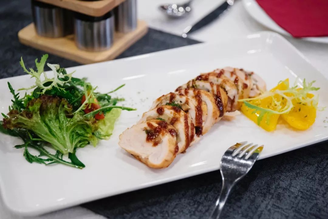 1折抢大家乐KTV欢唱卡？！更有花样美食指南，自助、烤肉全都有