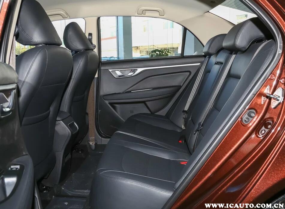 新款吉利远景优缺点有哪些,吉利远景缺点是什么