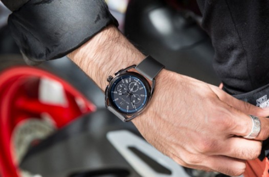 dw手表是不是只适合正装戴,戴dw手表为什么被嘲讽