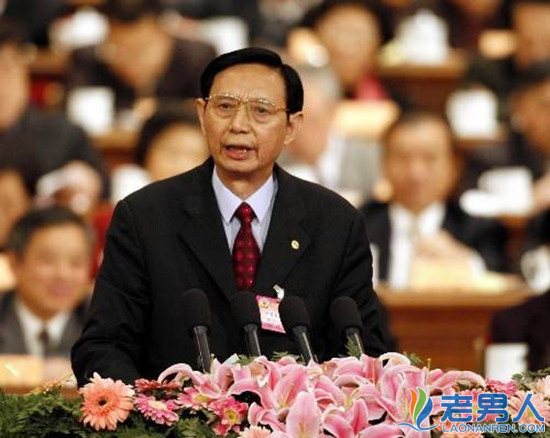 力帆摩托创始人尹明善简历,力帆汽车创始人尹明善的简历