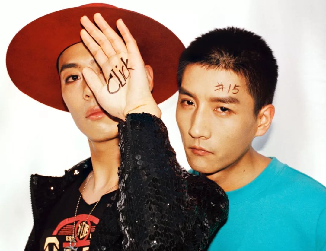 赤瞳・李青:一个眼神,决定一条道路|IndieWorks厂牌观察