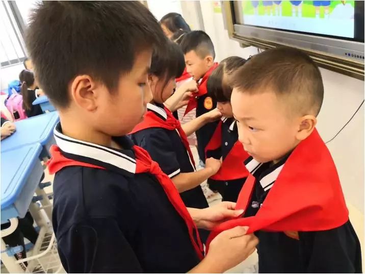 临桂学校事件,桂林小学校方回应