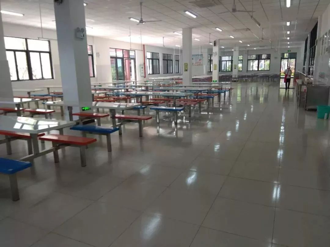 临桂学校事件,桂林小学校方回应