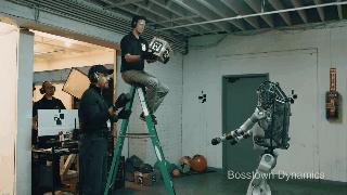 请停止霸凌机器人,“波士顿动力Atlas”反击人类真相