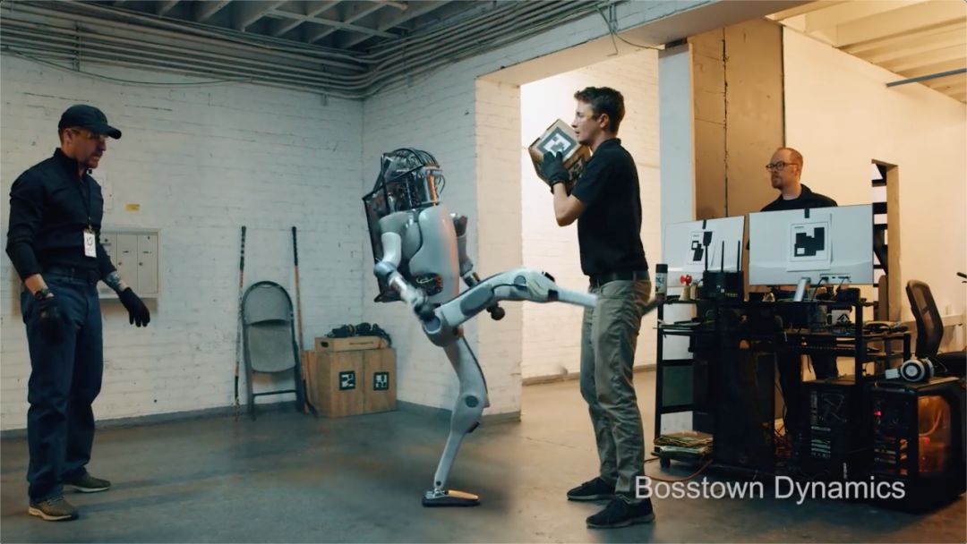 请停止霸凌机器人,“波士顿动力Atlas”反击人类真相