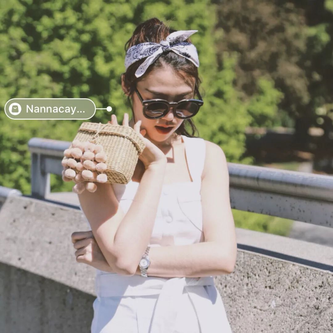 不是菜篮子不好看，这50款明星潮人都爱的草编包，才没有过时