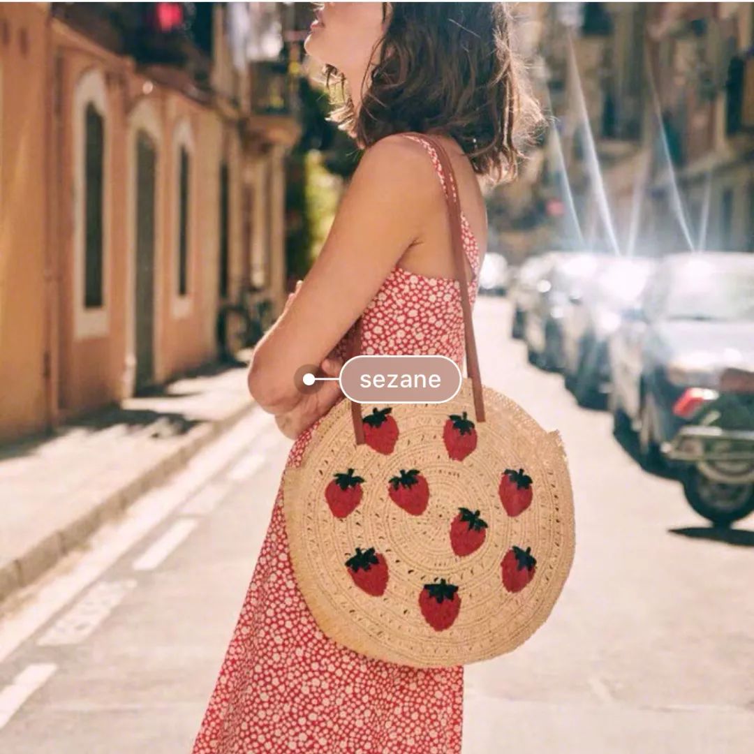 不是菜篮子不好看，这50款明星潮人都爱的草编包，才没有过时