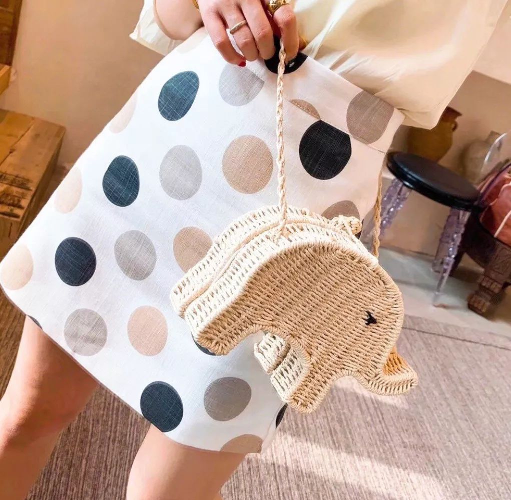 不是菜篮子不好看，这50款明星潮人都爱的草编包，才没有过时