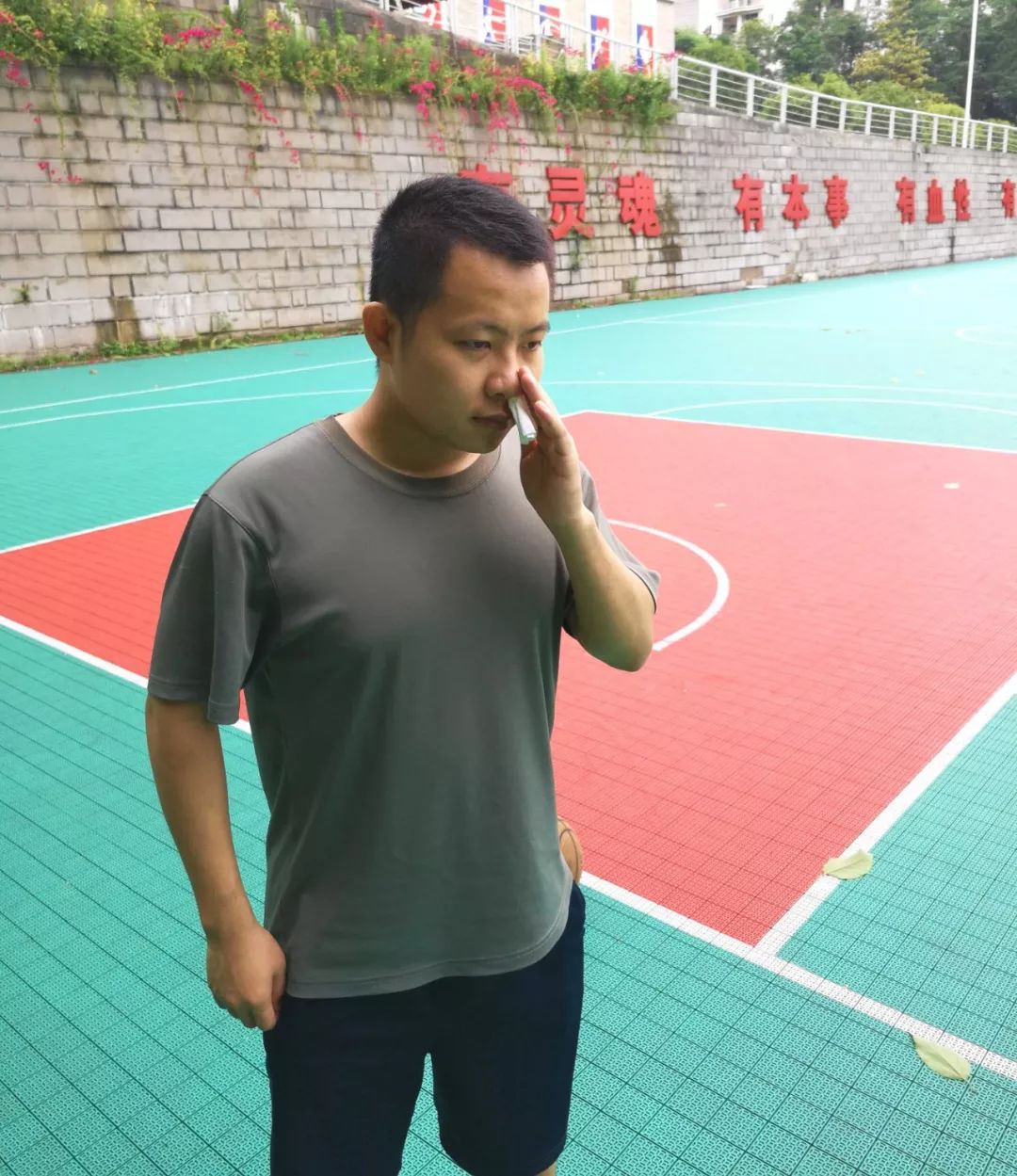 医生流鼻血的视频,医生流鼻血视频