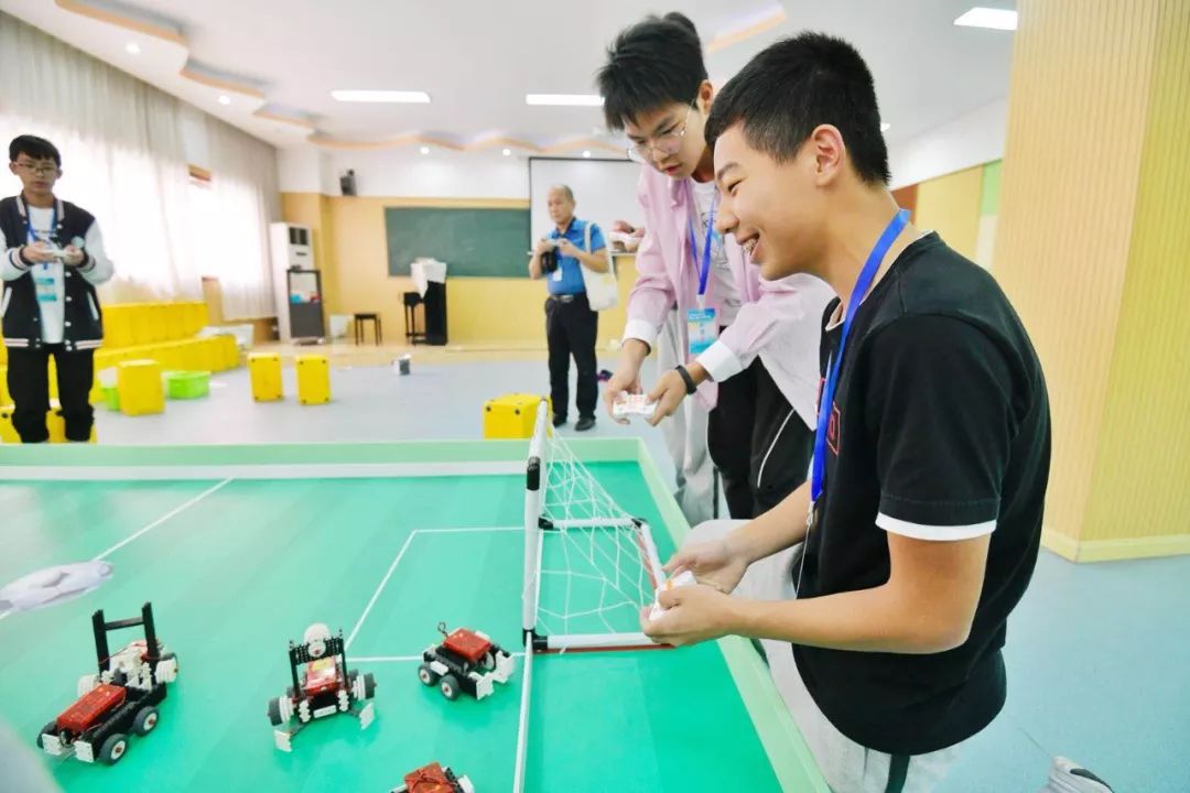 厉害了！苏州96所学校、2379名选手激烈交锋！这场高颜值大赛刷屏了！