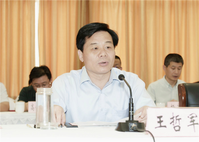 18岁的莱芜高新区这个棒小伙怎样奔跑？听听领头人咋说