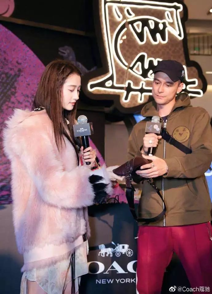 coach恐龙变身,fashion艺术家