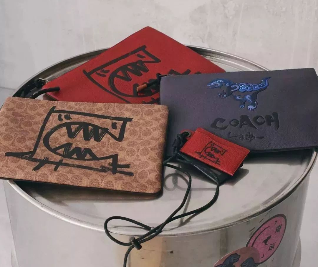 coach恐龙变身,fashion艺术家
