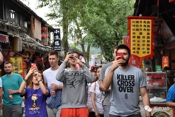 古城靓丽的一道风景线,古城一道美丽的风景线