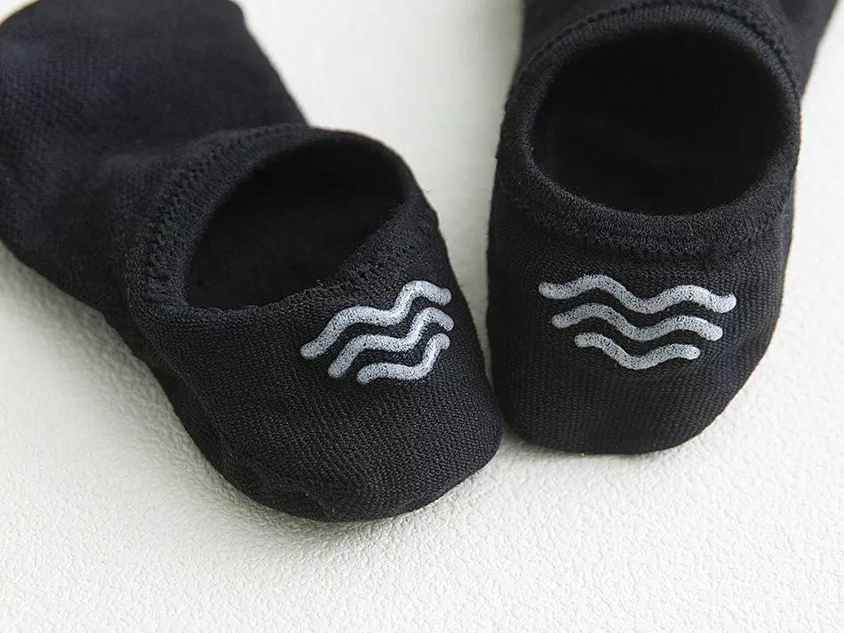 46项专利的汉麻袜，7天不洗也不臭，99.9%高效抑菌，秒速排汗-5℃