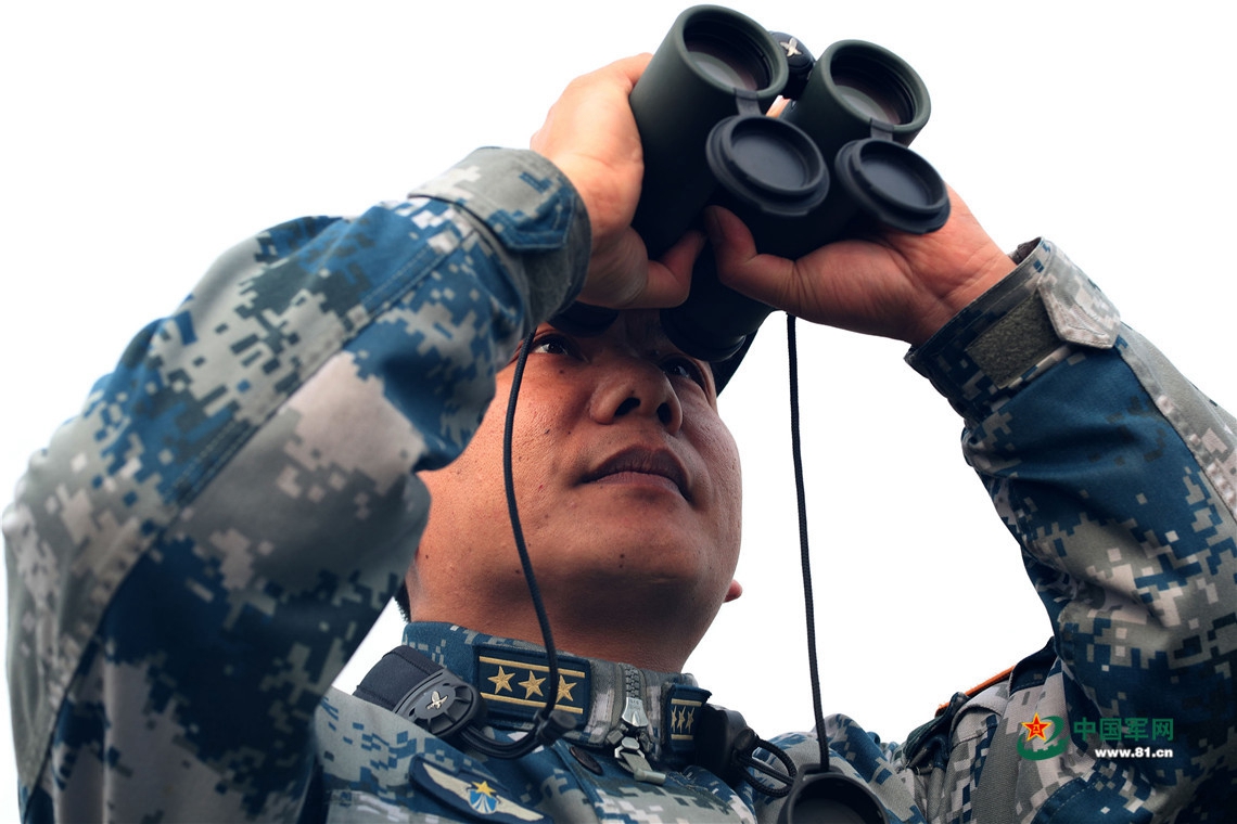 夜航驾驶船,夜航飞机巡逻