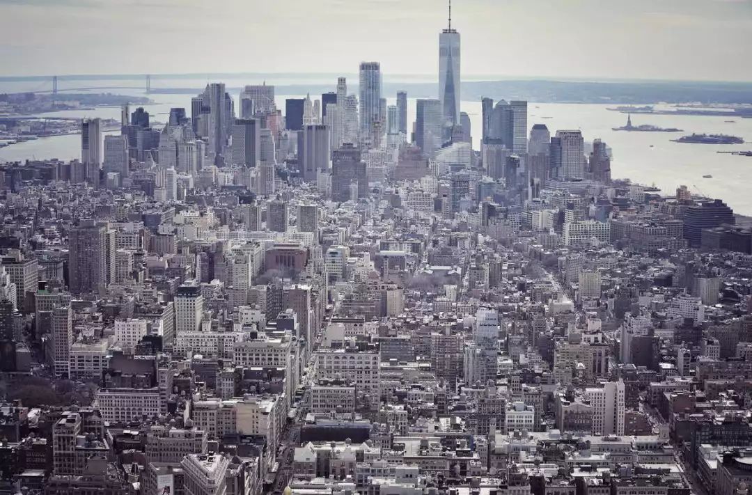 体验19个小时飞机,体验时间最长的航班