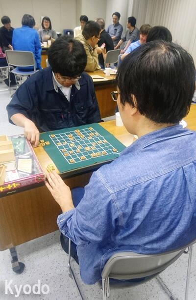 日本蛰居族和啃老族纪录片,日本蛰居族和啃老族有多少人