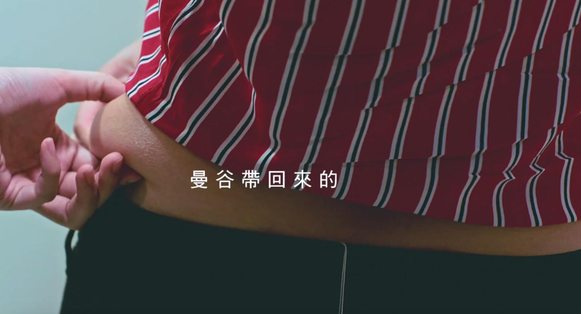 晒过曼谷阳光的小麦肌，走过罗马街头的水泡，皆是旅行的纪念品