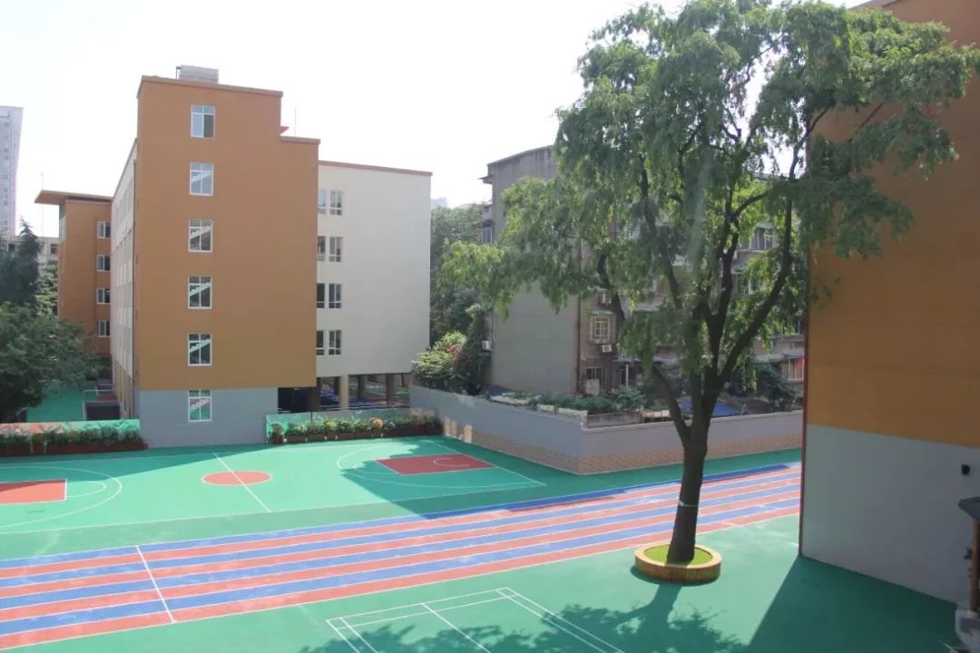 成都东城根街小学,东城根街小学现状