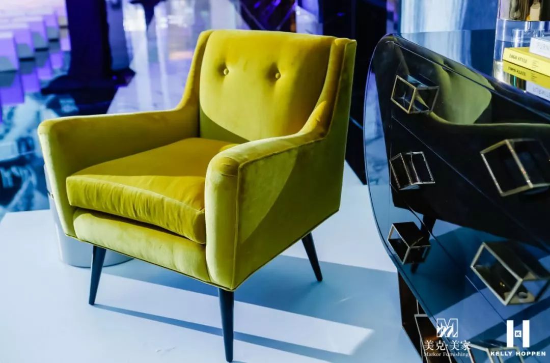 她是好莱坞名人最渴望合作设计师，英国女王为她颁奖，她的作品为啥会有如此大的魅力？