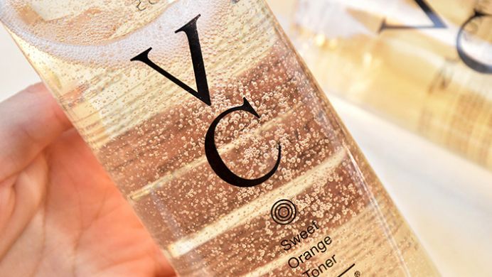 泰国VC保湿爽肤水,泰国vc美白保湿淡斑爽肤水500m