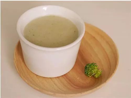 辅食添加后的母乳喂养,母乳喂养和辅食添加专题讲座