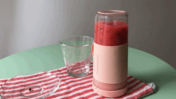 比较好用的榨汁杯,手动榨汁杯好用的推荐