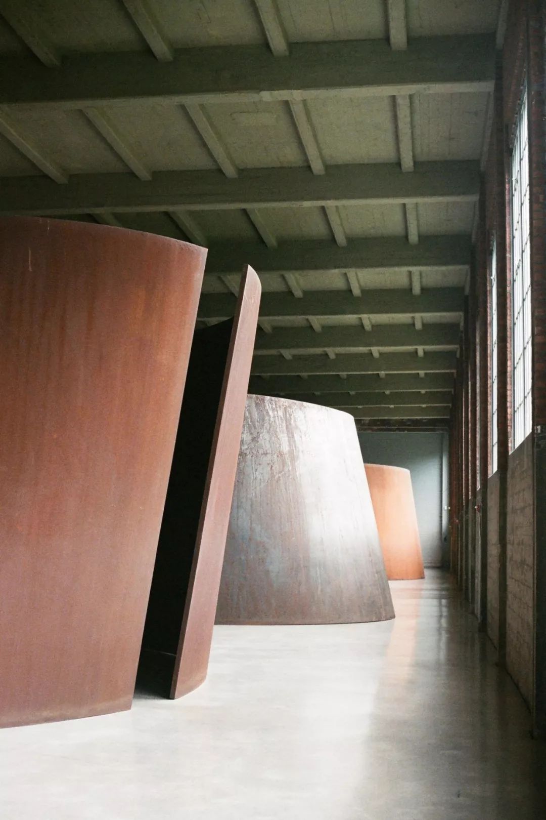 2024年春夏男装流行趋势分析,2020春夏男装趋势预测