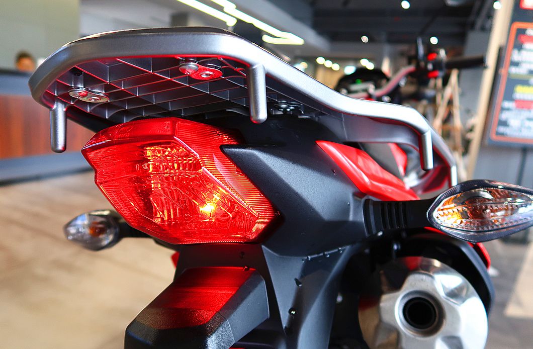 豪爵nk150s深度评测拉萨,豪爵新车到店