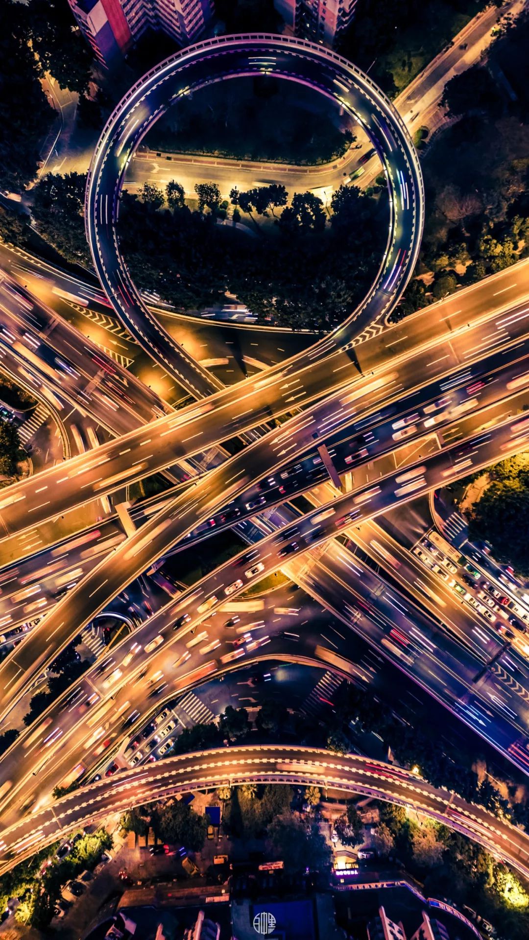 「荐读」朋友圈消失两年，他独自航拍中国，照片惊艳世界