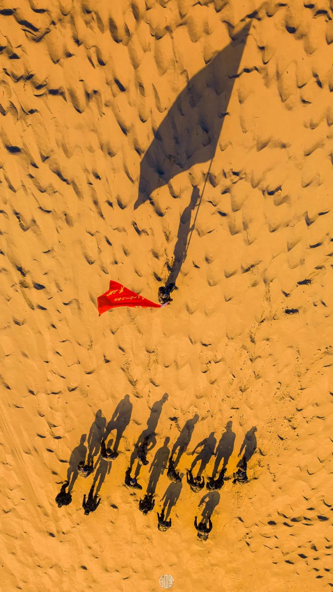 「荐读」朋友圈消失两年，他独自航拍中国，照片惊艳世界