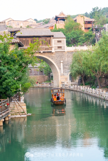 提灯游司马台长城，看古北水镇的温婉夜