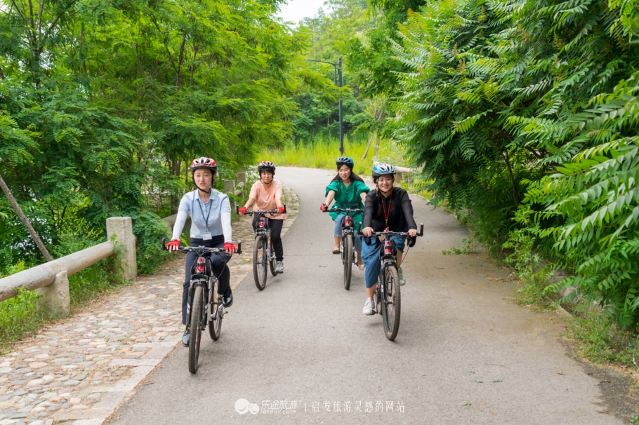 提灯游司马台长城，看古北水镇的温婉夜