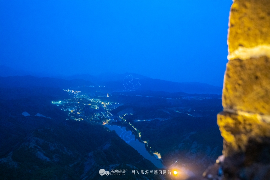 提灯游司马台长城，看古北水镇的温婉夜