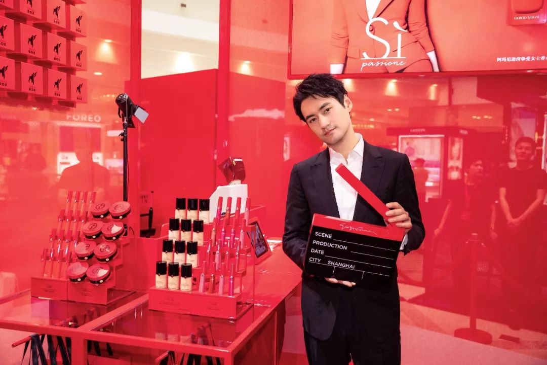 史上最红!超好拍的时髦“集妆箱”又来啦