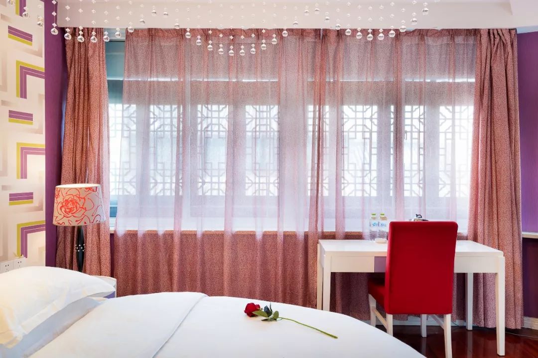 想在这温柔如风的夏天，和台儿庄古城客栈邂逅