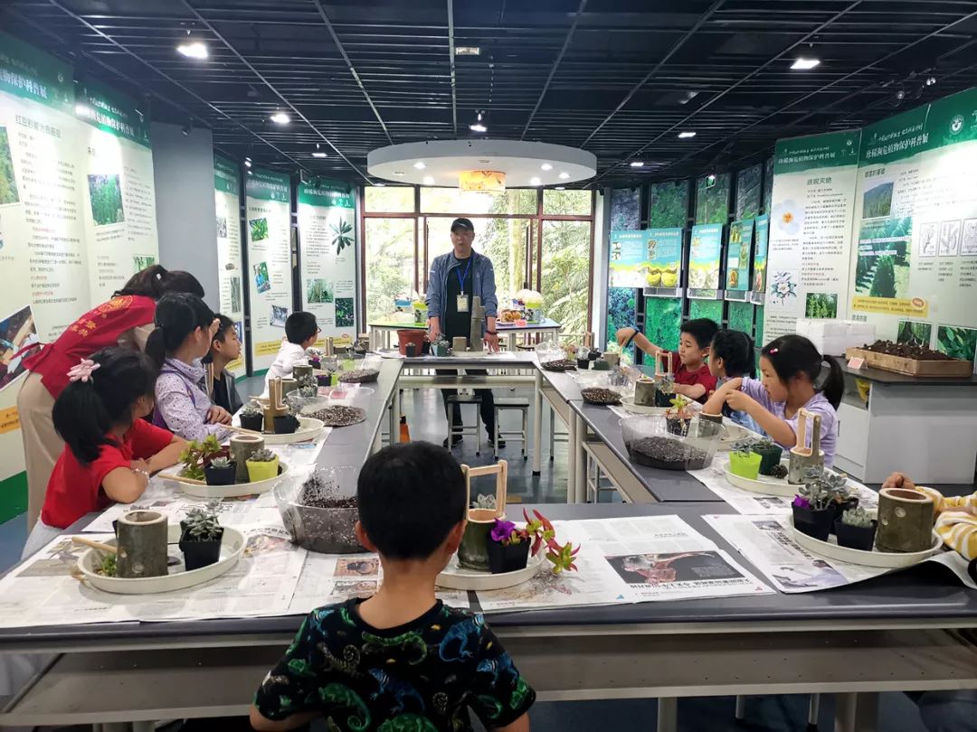 跟随杭州“自然大咖”的步伐,开启西湖秘境之旅!5天4夜,探索鲜为人知的寂静之地