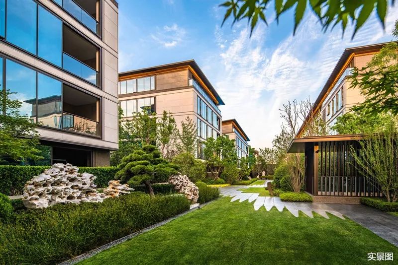 融创入主乐视,融创入主中天