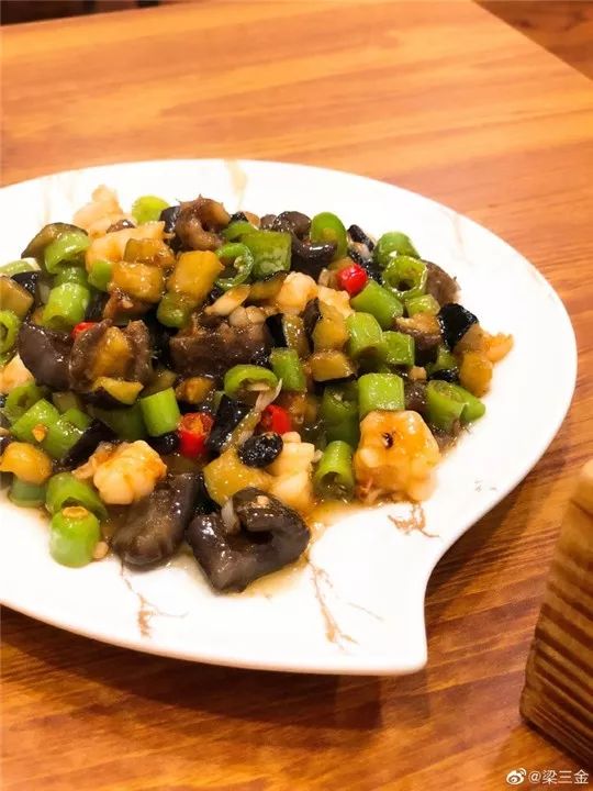 大连吃炒海参,吃在大连v