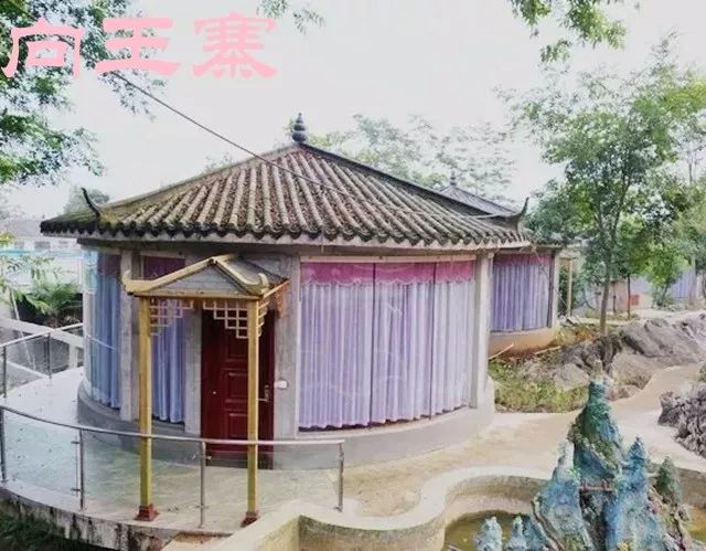 长阳是一个山清水秀的好地方,长阳很美的城