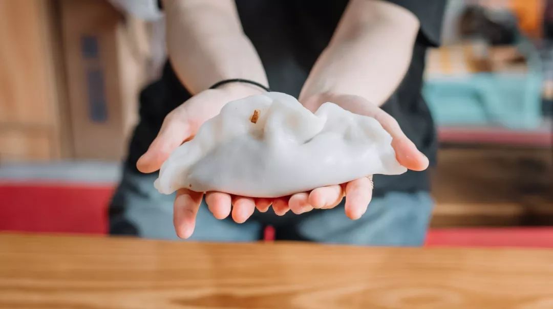 这座跟着周杰伦空降热搜的杨梅味小城，休渔期也能让你吃得满嘴鲜